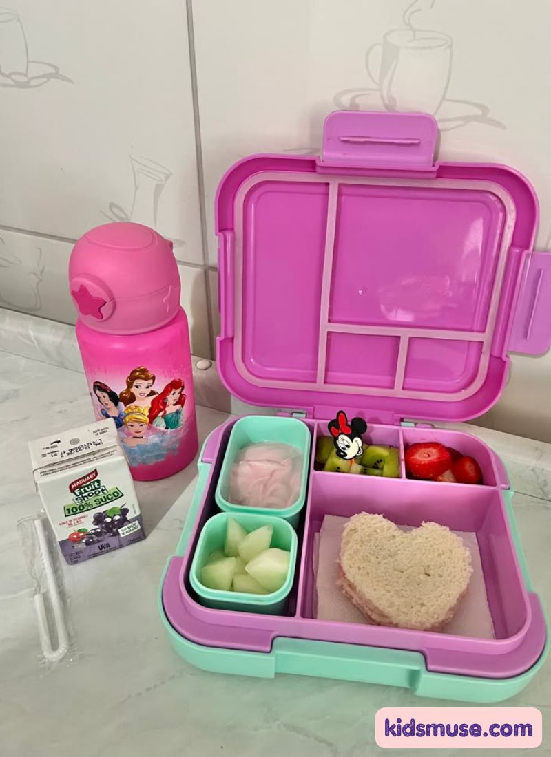 the complete school lunch set for your kid