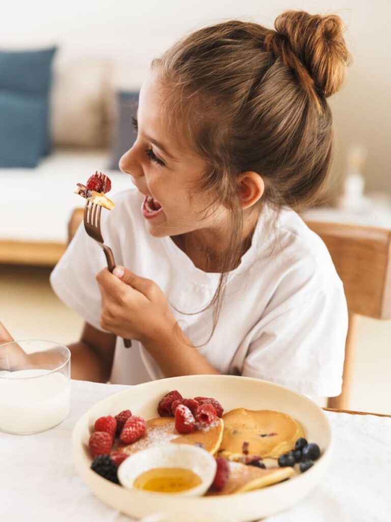 kid eating breakfast