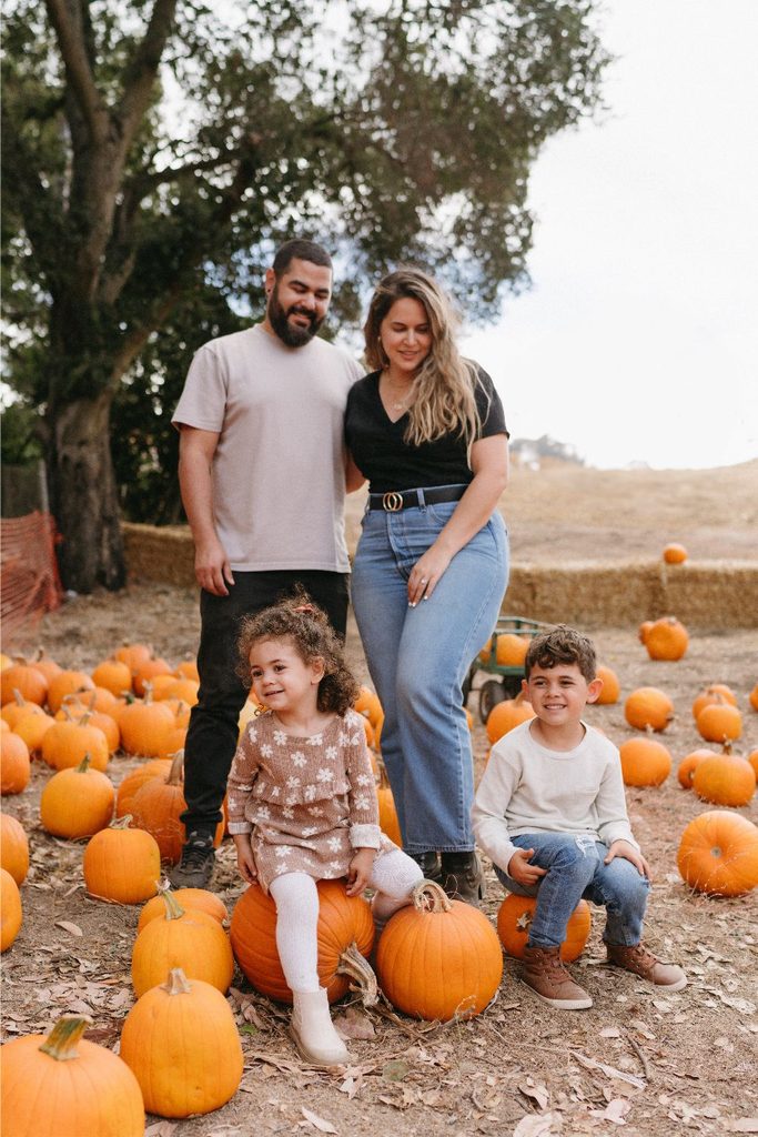kids and parents on pumpkin patch day