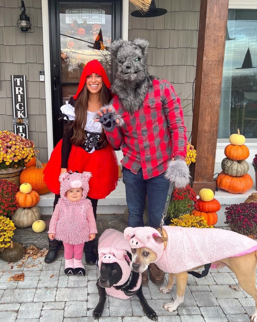 family in costumes as halloween family traditions