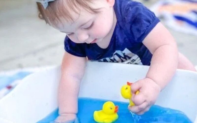 27 Easy Water Play Activities for Toddlers